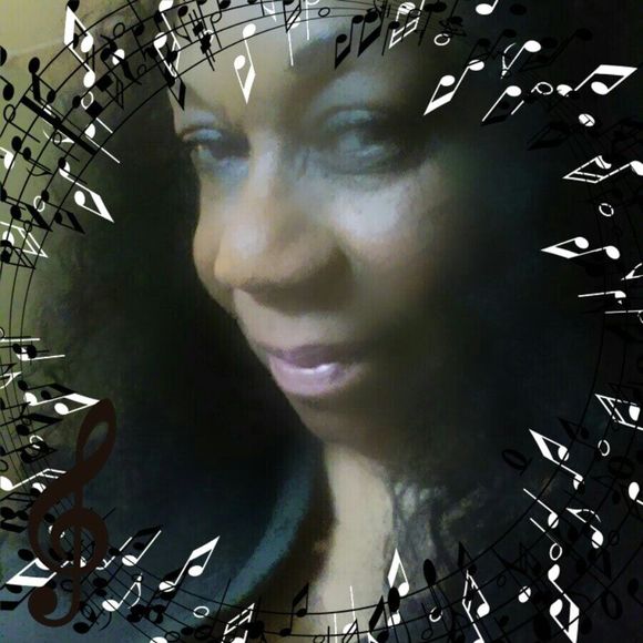 Meet your Posher, Dolly - Picture 1 of 1